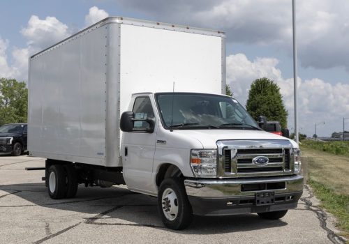 shutterstock_2336181823_2026_Ford_E_450_Cutaway_76b7dc4b15